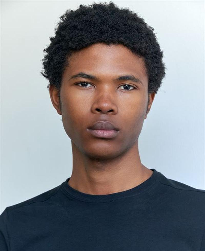 foto AMIR OGUNSI