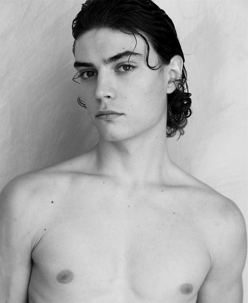 foto DOMINIC HUGHES