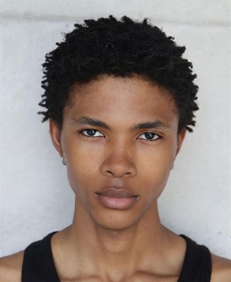 foto AMIR OGUNSI
